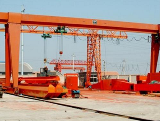 單梁門式起重機(jī)